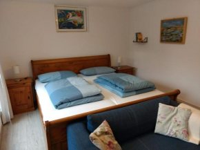 Ruhige, gemütliche 1-Zimmer Gartenwohnung für 2 Erwachsene und 2 Kinder in Lübeck